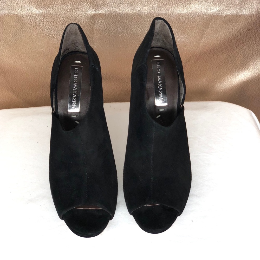 Asymmetrical Heels